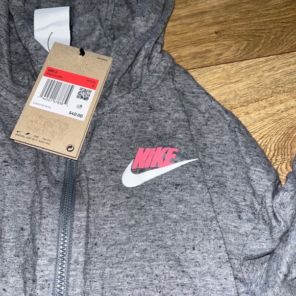 Nikes girls hoodie size large NWT - Picture 3 of 6